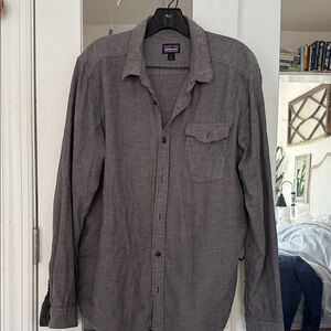 Patagonia men’s large cotton lightweight, fjord flannel gray